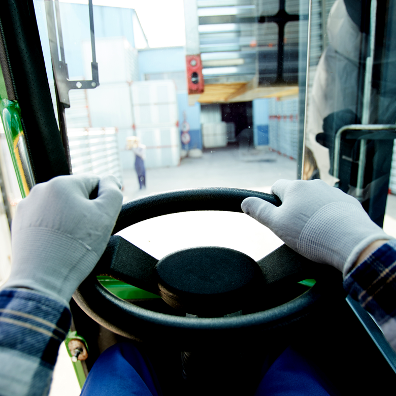 handyman2-services-pic3-1 handyman2-services-pic3-1